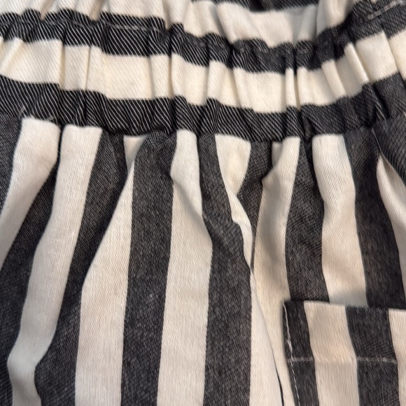 NWT Favlux Fashion Stripped Shorts w/pockets Sz M - Picture 3 of 7